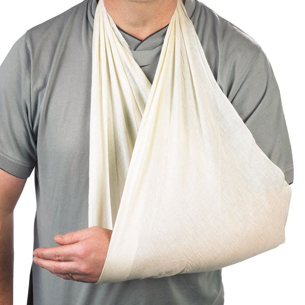 30GMS NON WOVEN TRIANGULAR BANDAGE PACK 10